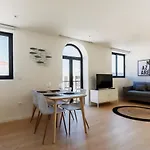 Sal Da Terra Nazaré